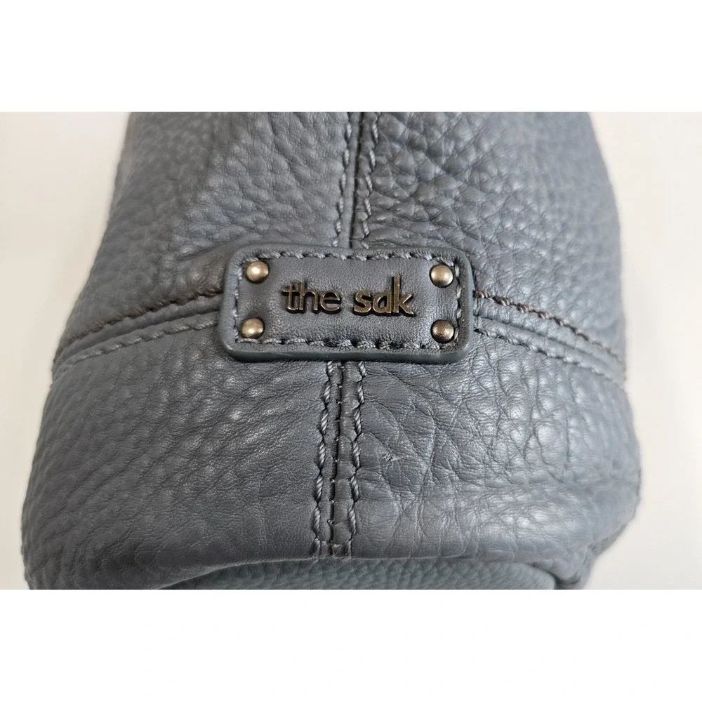 NWT The Sak Blue Pebbled Leather Hobo Shoulder Bag Slouchy Multi Pocket Zip - Picture 5 of 10